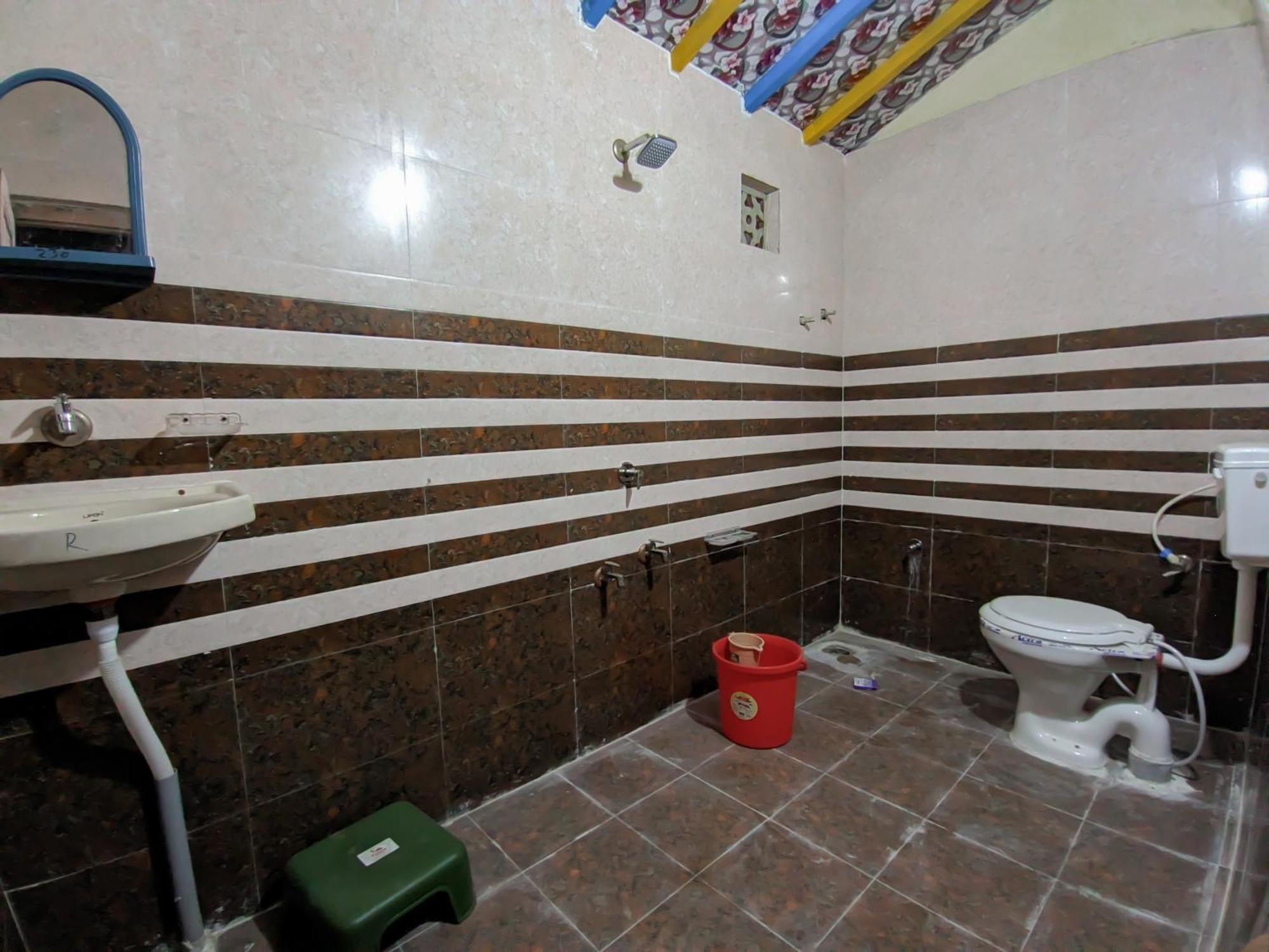 White Land Villagestay Dhordo Extérieur photo