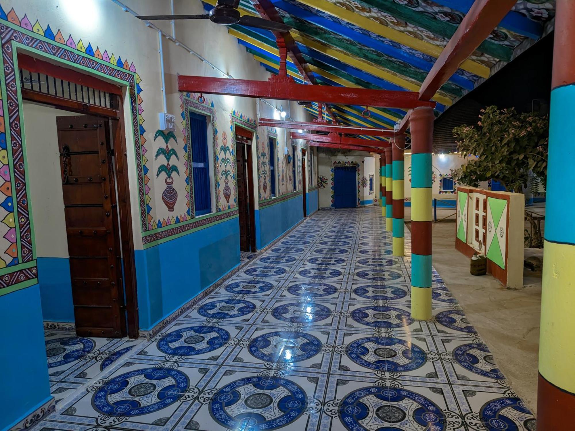 White Land Villagestay Dhordo Extérieur photo